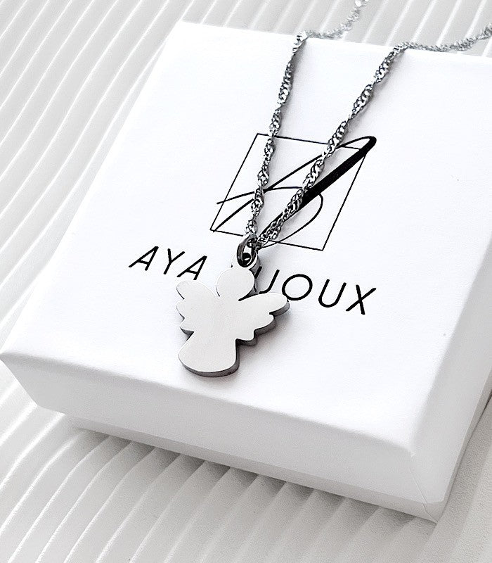 Collier Ange Gravure AYA Bijoux, vue 3