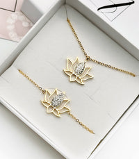 Collier Lotus AYA Bijoux, vue 3